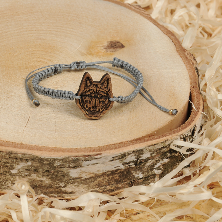 Drewniana bransoletka pleciona - Wilk