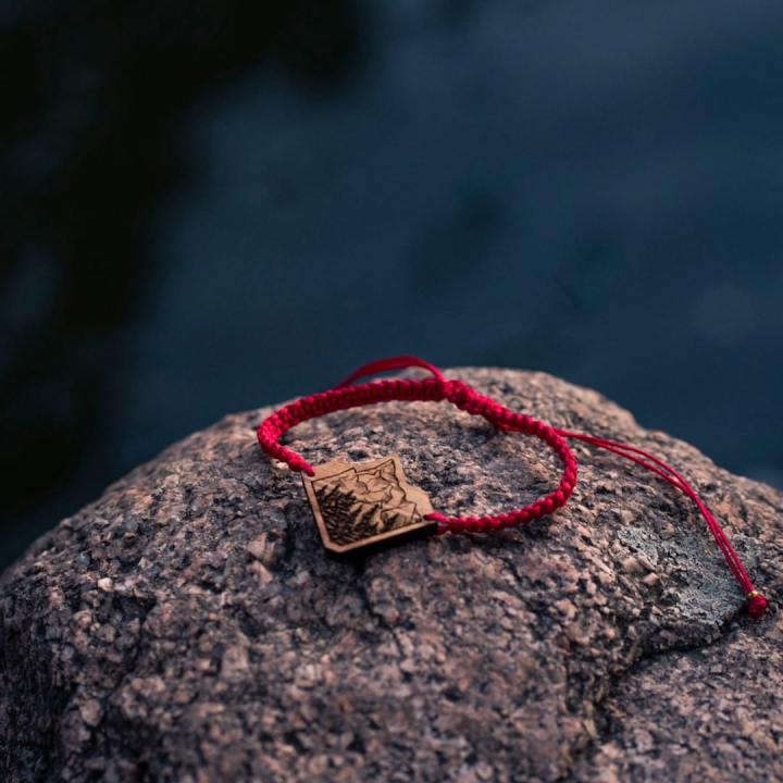 Drewniana bransoletka pleciona - Góry