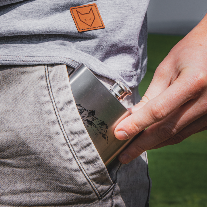 Piersiówka metalowa 180 ml - Góry - MINIMAL