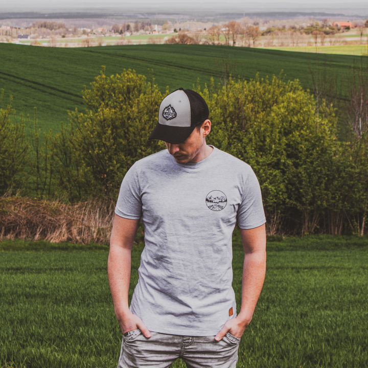 Koszulka męska - Góry - JASNOSZARA