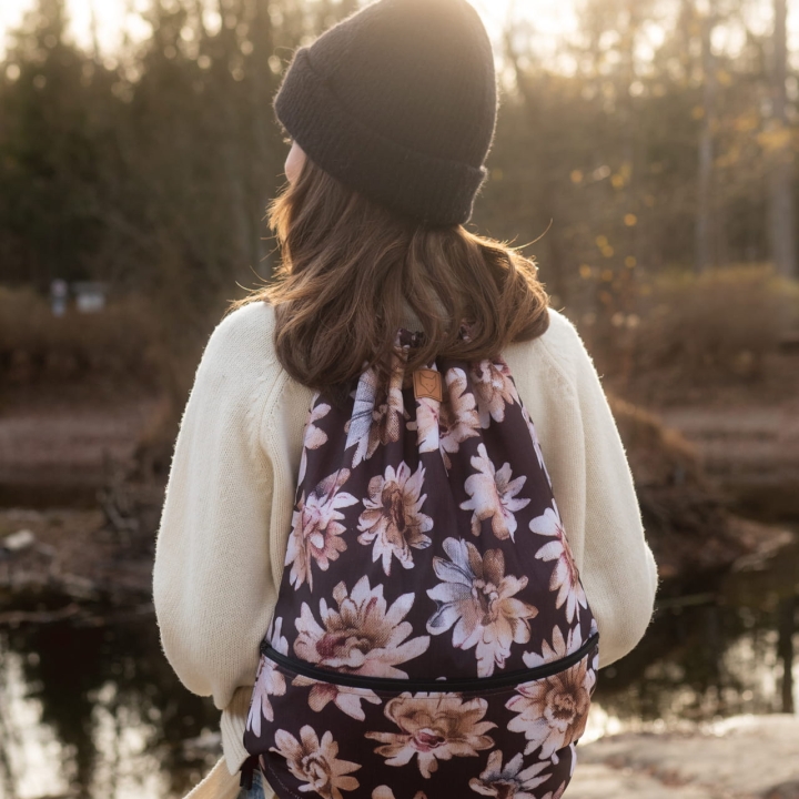 Worko-plecak z kieszenią zewnętrzną - Polne kwiaty