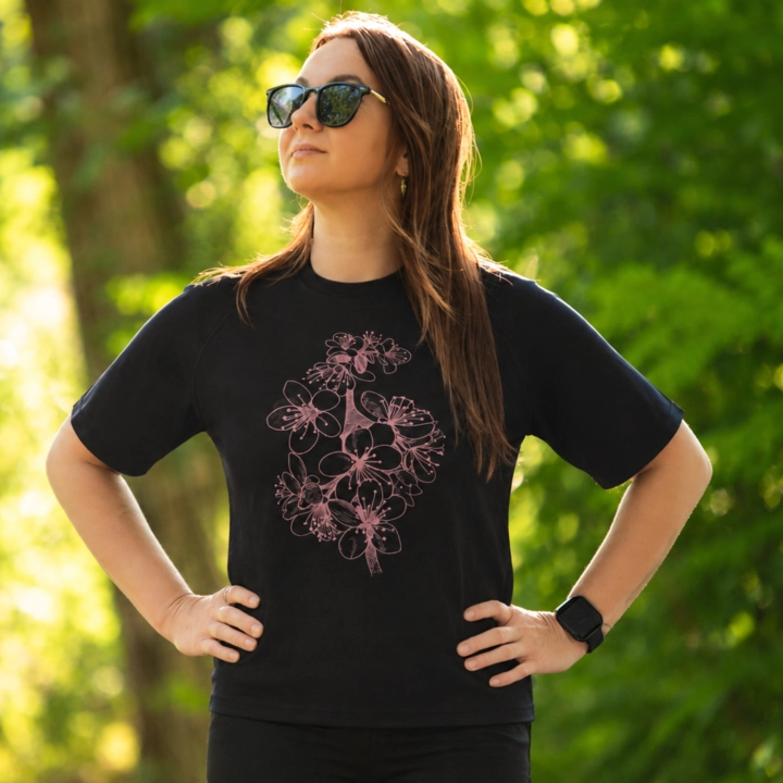 Koszulka sportowa szybkoschnąca - Blossom Hikes - CZARNA